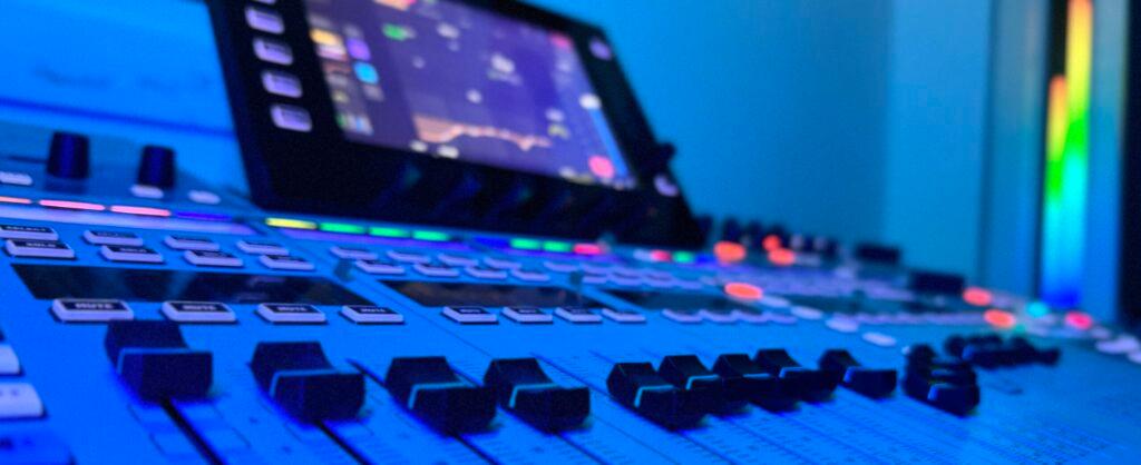 mixing console