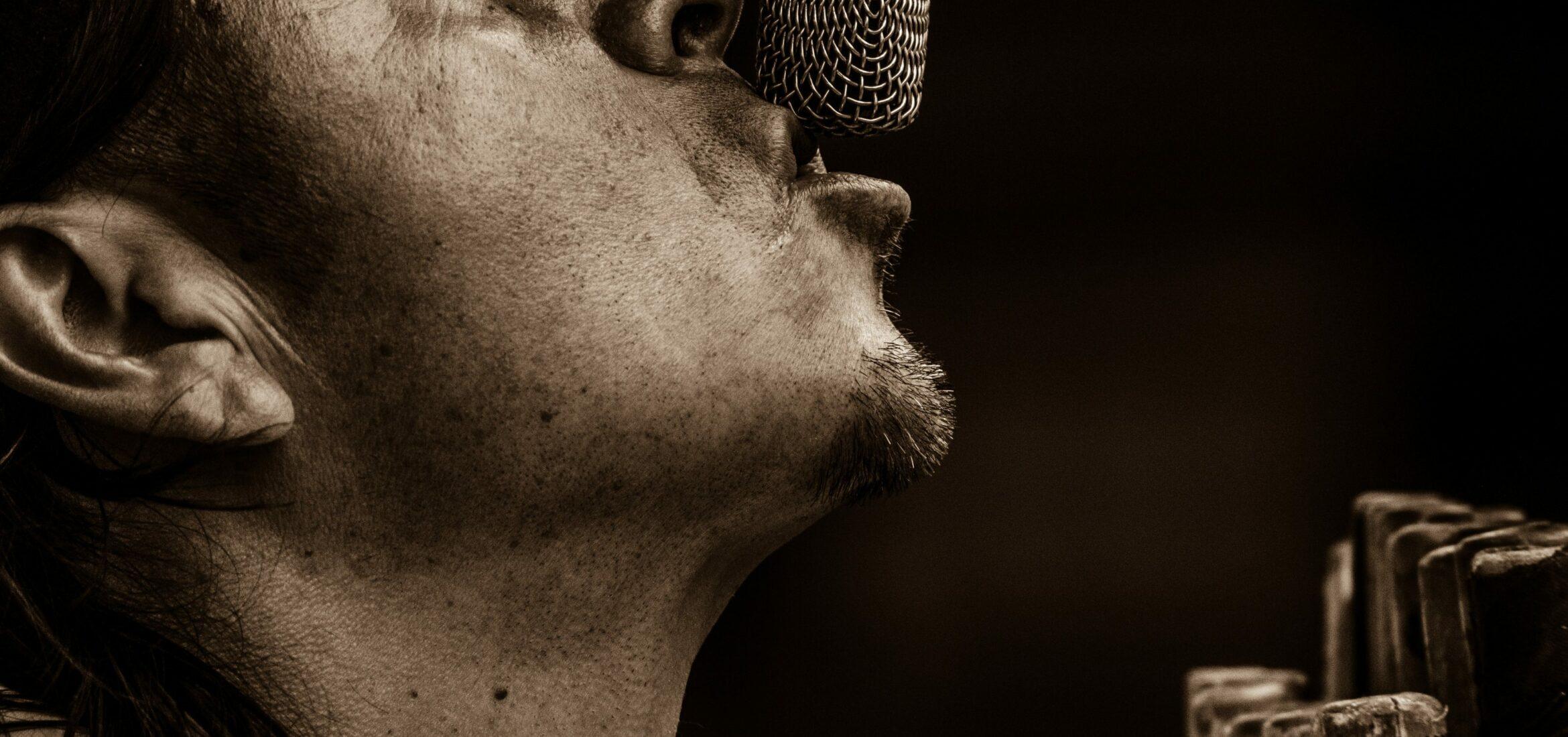Compress Vocals: Perfect Placement with Good Compression