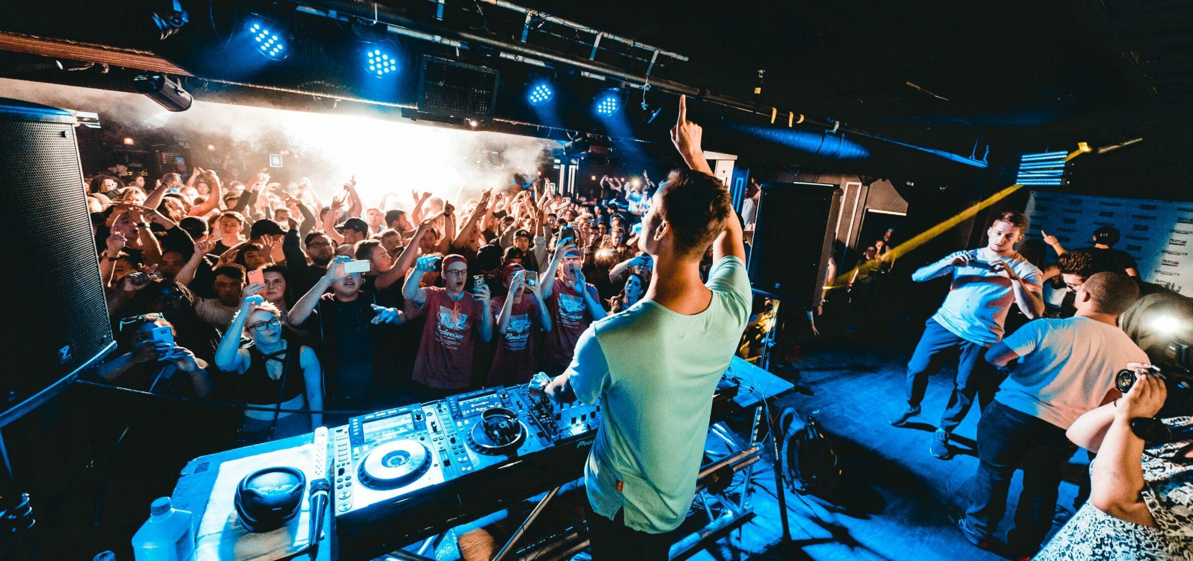 Start Your DJing Career: A Step-by-Step Guide to Becoming a DJ