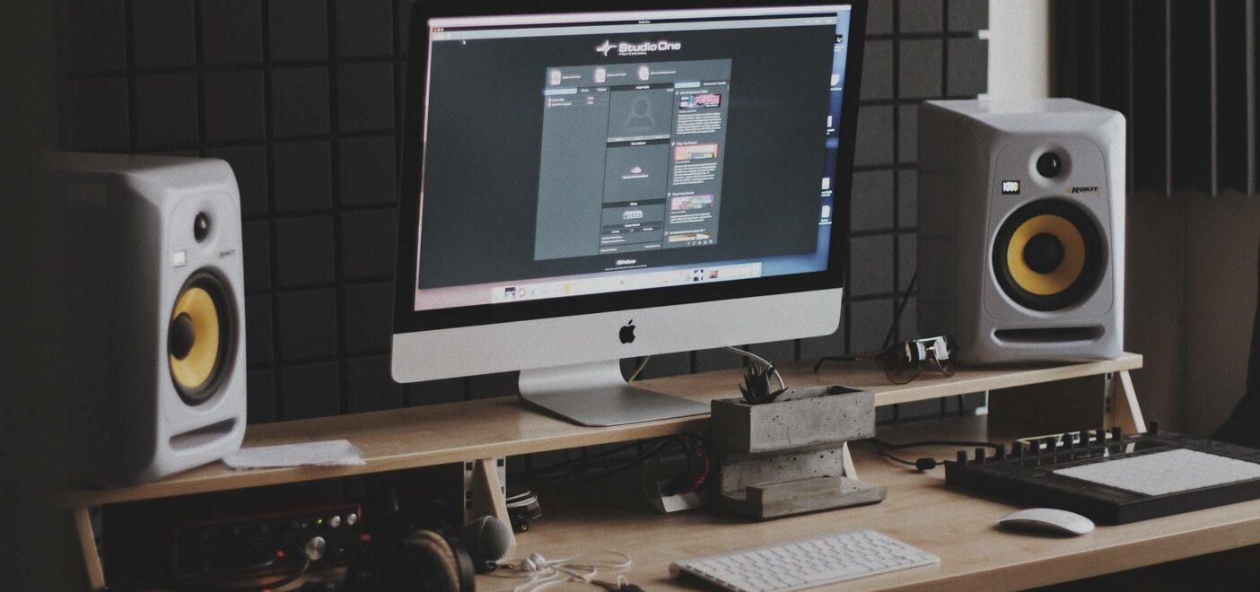 Room Correction: Achieve Flat Frequency Response in Your Studio