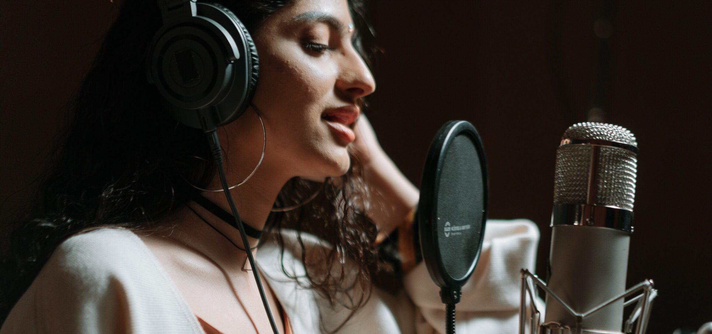 Vocal Monitoring Tricks for Amazing Recordings