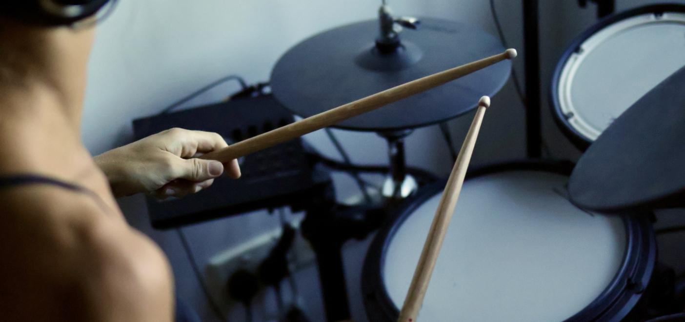 The Ultimate Guide to Electronic Drum Sets