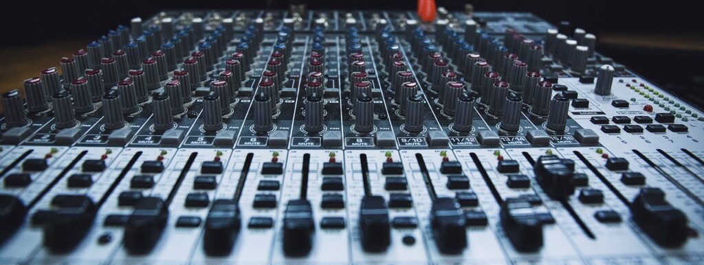 mixing console parameters