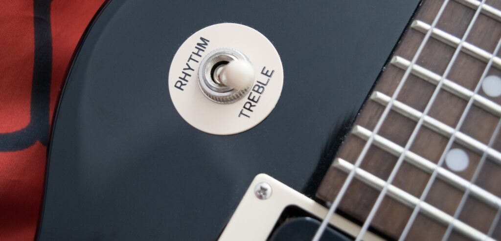 selecting the pickup for mixing guitar