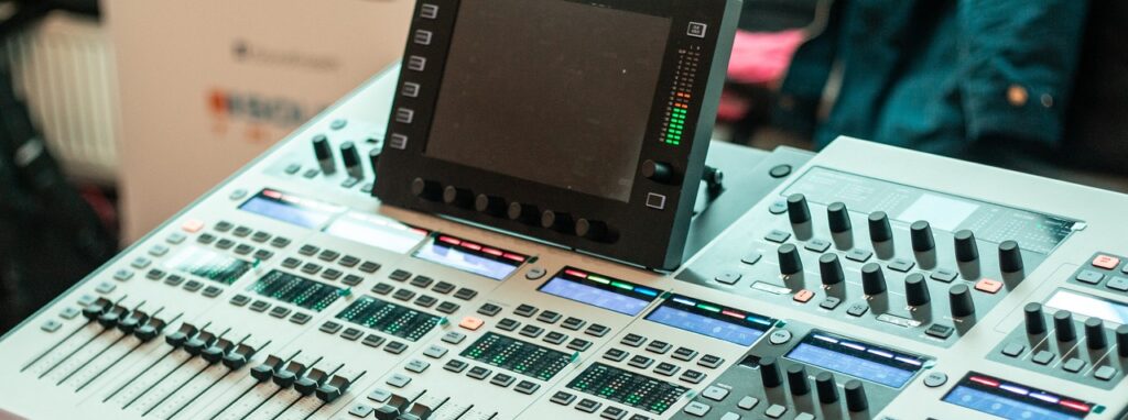 Digital audio sound mixer